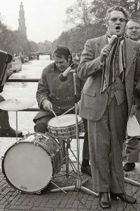 Zangers Johnny Jordaan en Willy Alberti